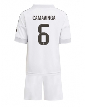 Real Madrid Eduardo Camavinga #6 Maglia Gara Casa Repliche 2025-26 Bambino Maniche Corte